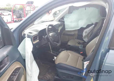 2025 Ford Maverick Lariat z USA, uszkodzony, nr VIN 3FTTW8S33SRA02281